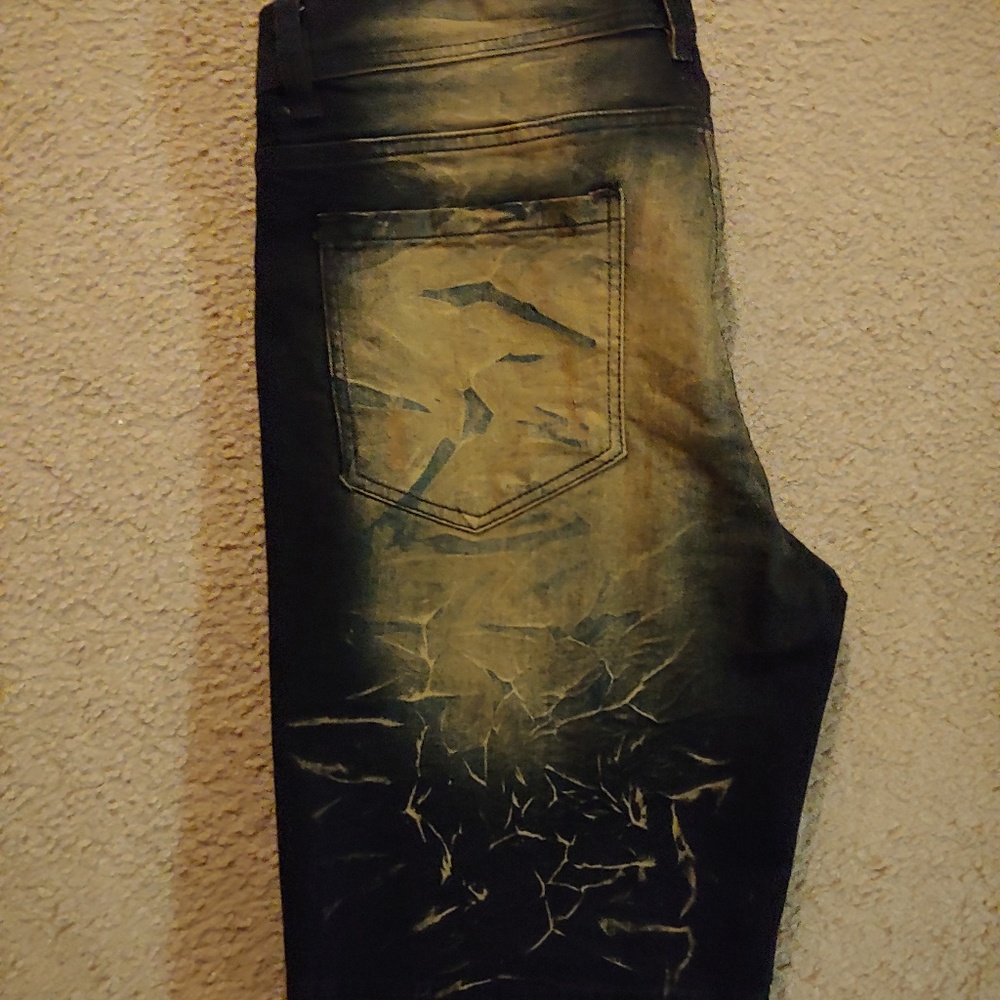 Jeans - Picture 3 of 3